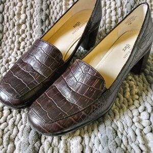 ANNE KLEIN - I FLEX SHOE